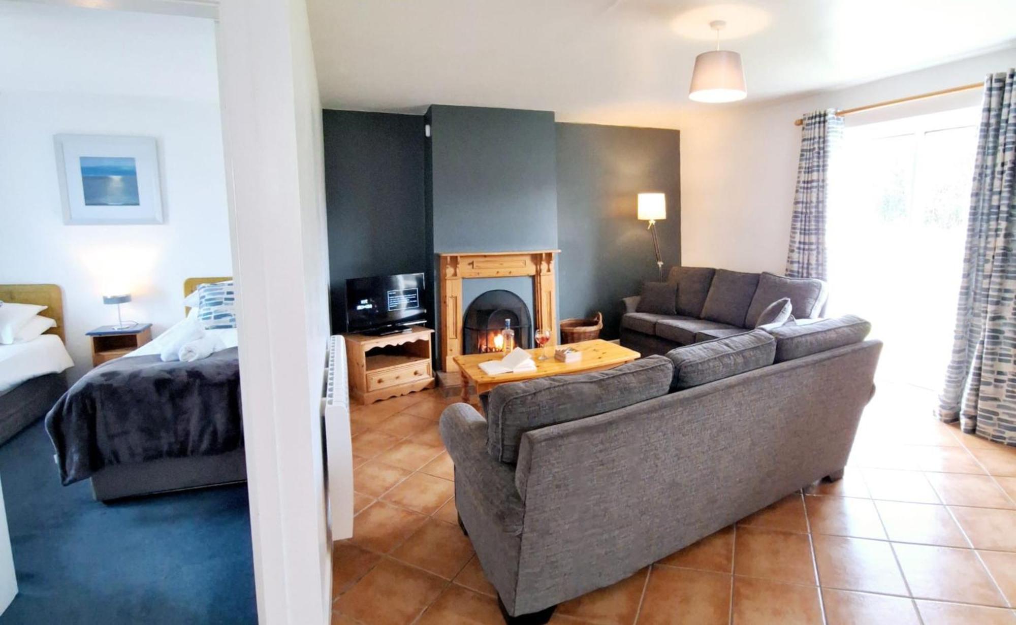 Dingle Harbour Cottages 3 Bed Sleeps 7 By Trident Holiday Homes 외부 사진