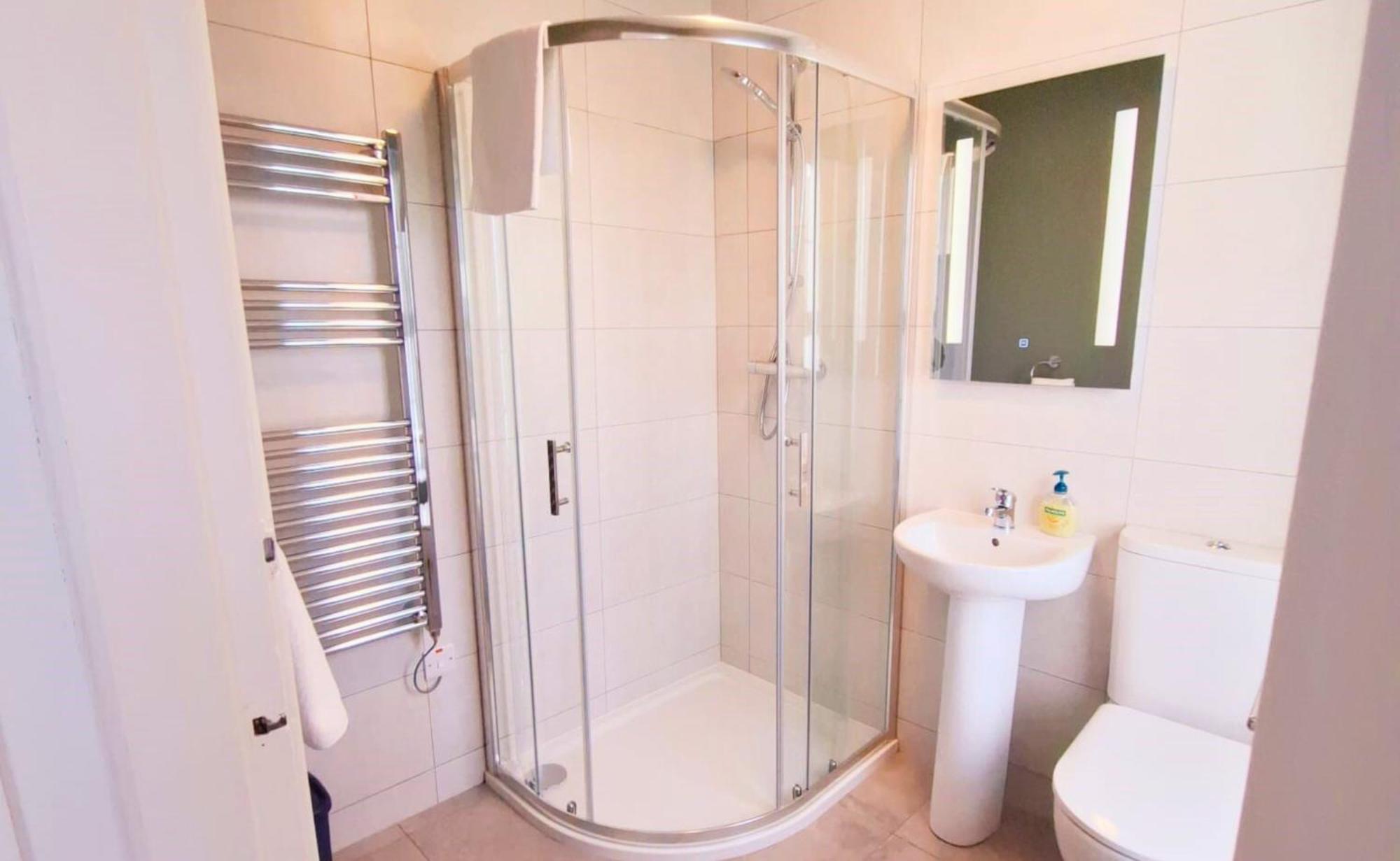 Dingle Harbour Cottages 3 Bed Sleeps 7 By Trident Holiday Homes 외부 사진